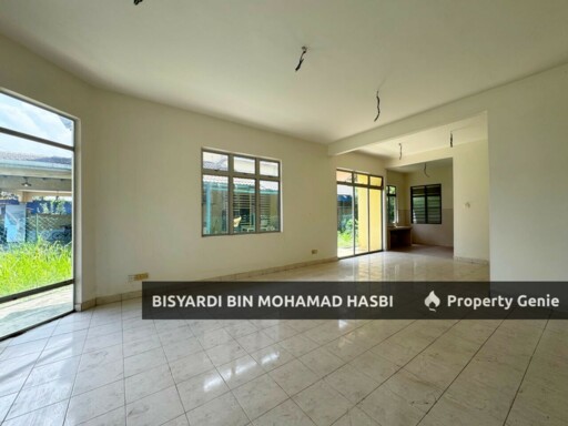 2 Storey Semi D @ Taman Dahlia, Bandar Baru Salak Tinggi, Sepang, Selangor