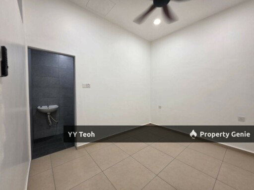 Ujong Pasir Single Storey Terrace