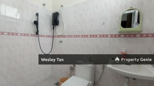 Taman Seri Paya Rumput Corner Bungalow For Rent 6 Bed 3 Bath