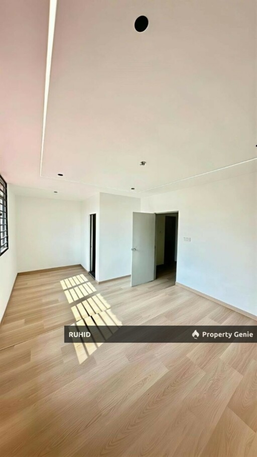 Taman Skudai Baru Fully Renovated 5-Bedroom Double Storey Terrace House for Sale