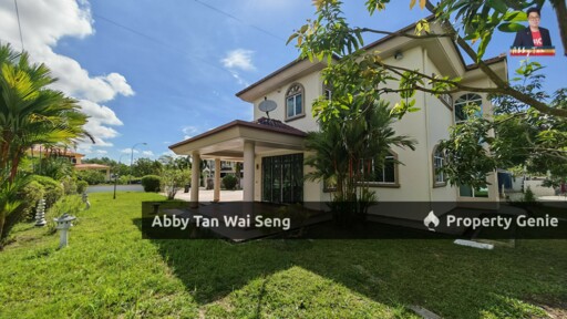 WOW! Huge Prestige Bungalow For Rent in Kolombong | 18,038 sqft Land