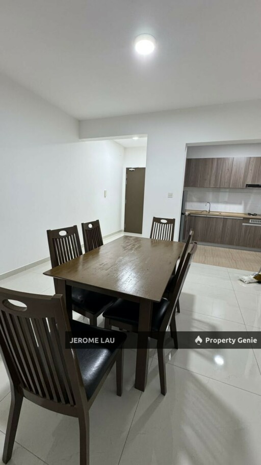 Country Garden Central Park Affordable Room with Aircond RM800