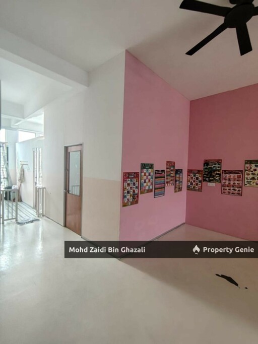 First Floor Shop Office Lot at Park Place, Cybersouth, Dengkil