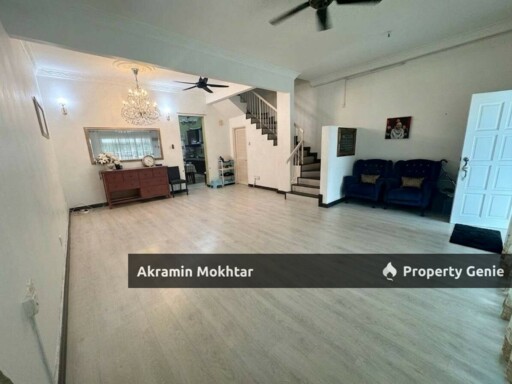Freehold & Renovated | Double Storey Terrace Taman Prima Saujana Kajang