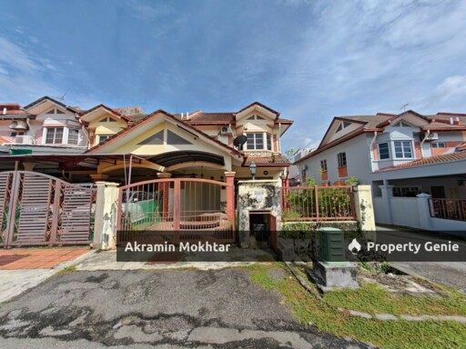 FREEHOLD & END LOT | BANDAR TUN HUSSEIN ONN 2 STOREY TERRACE