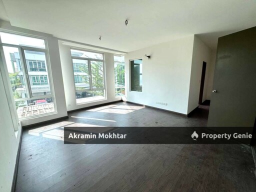 Freehold & Malay Reserved | 3 Storey Semi D Ramal Villa 2 – Prime Location, Sungai Ramal (Near Bangi & Putrajaya)