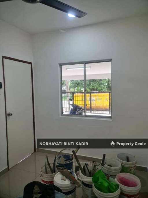 RENOVATED SINGLE STOREY TERRACE TAMAN TAS, KUANTAN