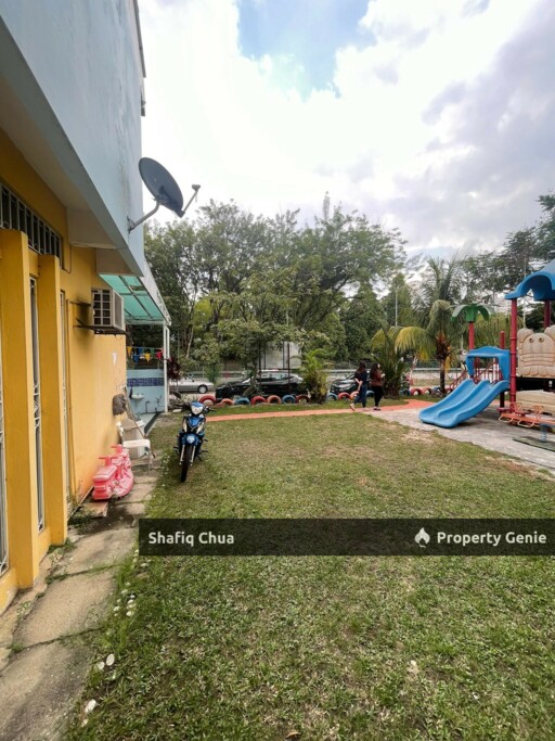 Double Storey Corner House with Bigger Land Seksyen 4, Petaling Jaya For Sale