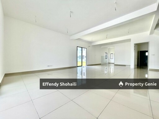 SEJATI LAKESIDE CYBERJAYA CORNER LOT