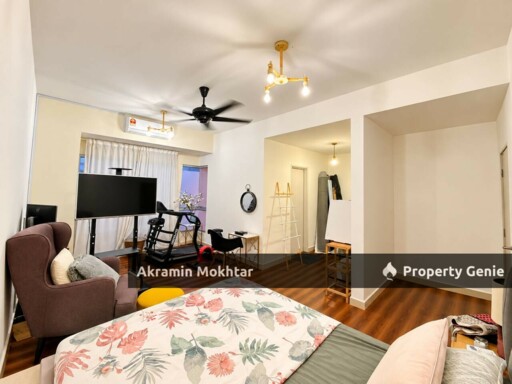 Freehold, Renovated & Fully Furnished | Double Storey Terrace Taman Mutiara Rinching Semenyih