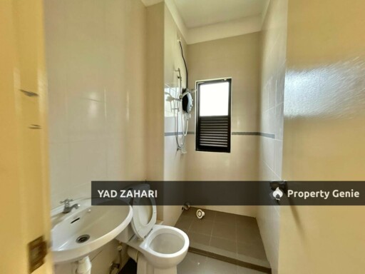 Saujana Villa, Taman Prima Saujana, Kajang | 2.5 Storey Bungalow 5 Bedrooms | RM1.75M - Gated and Guarded, Freehold, Spacious Hall & Built Up
