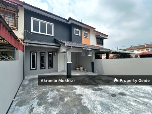 Freehold & Refurbished | 2 Storey Kemboja 4B Bukit Sentosa