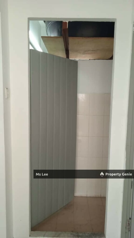 Flat Taman Suria Pendamar @ Port Klang-Blok C Tingkat 3-Ready 30/9