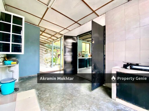 (FACING OPEN) Renovated Double Storey Terrace@Taman Lingkaran Nur, Batu 12, Cheras, Selangor