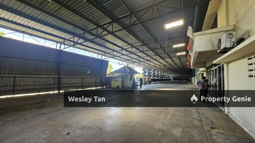 Corner Fully Covered Factory 65,000sf 1,600amp No Beam Production Area