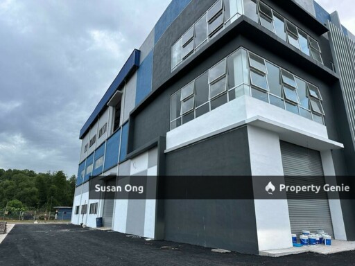 Sale-Brand new semi d factory-200amp