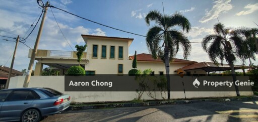 Bukit Rambai  1.5 Storey Semi D