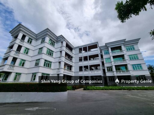 Bayshore Park Apartment