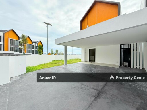 3 STOREY SUPERLINK HOUSE EAST 57, RESIDENSI LAMAN TIMUR DESA MELAWATI, KL