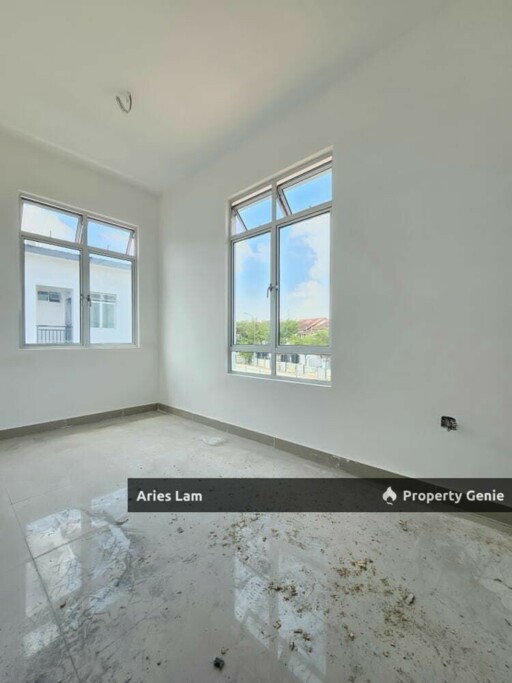 Corner Lot @ Bandar Dato Onn Double Storey Terrace House