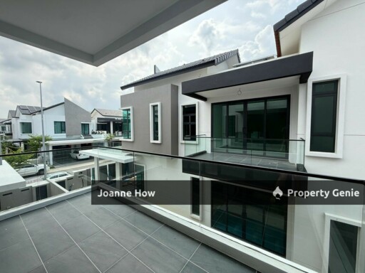 Freehold Double Storey Semi-D 8 Residence Padang Temu Ujong Pasir