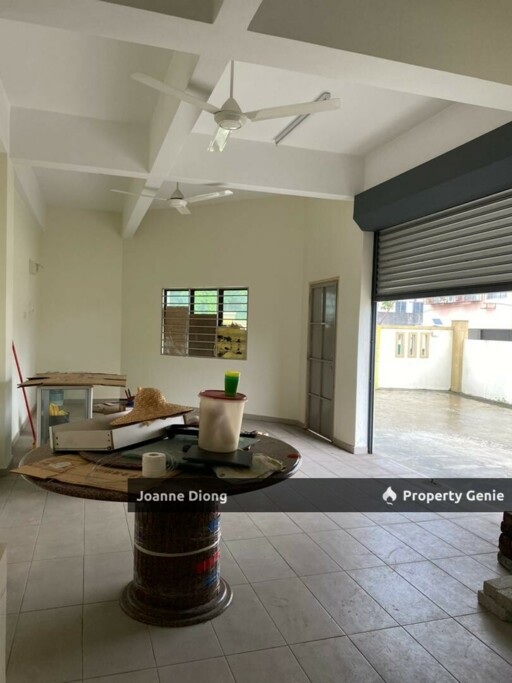 Kampung Chempaka Ground Floor Warehouse Office