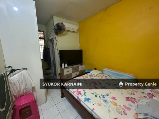 FACING OPEN Single Storey Storey Jalan Seroja, Bukit Sentosa Bukit Beruntung Rawang