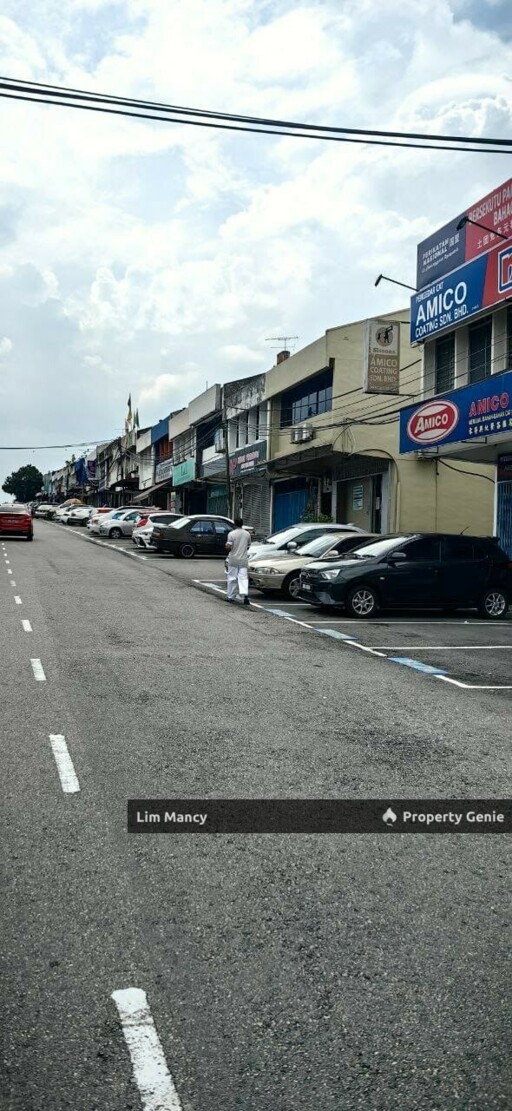 Taman Tun Aminah Double Storey Shoplot Near Primary School  Kuo Kuang For Sale