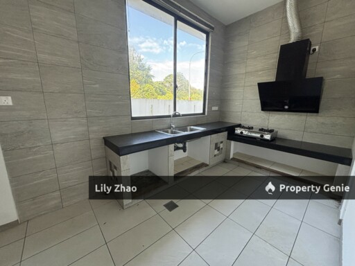 Beautiful BUNGALOW for Rent, DETACHED HOUSE with Swimming Pool, Likas, Kota Kinabalu City, Sabah, Malaysia