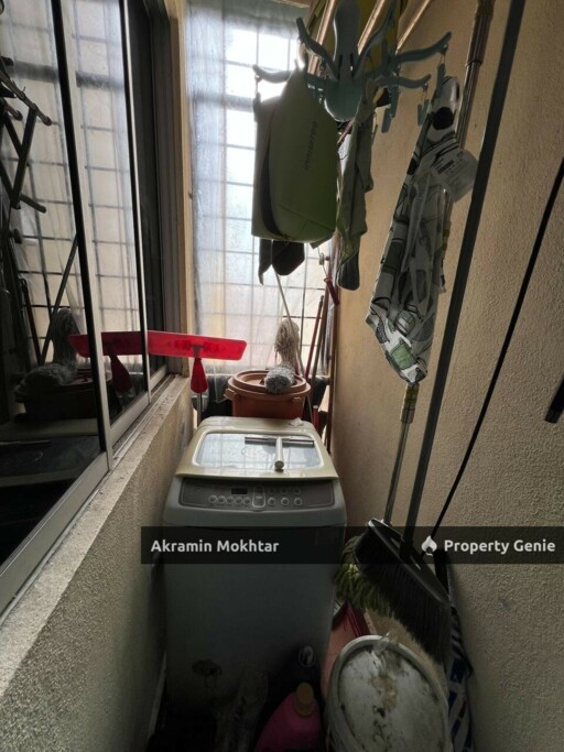 Apartment Taman LTAT Jalan Bukit Jalil Indah 4
