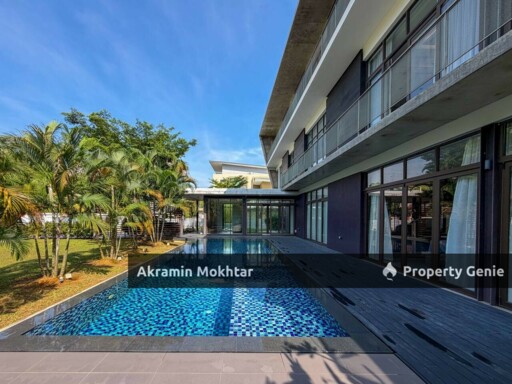 Corner Lot, Modern Design & Fully Furnished |  3 Storey Bungalow at Perdana Heights U10, Shah Alam
