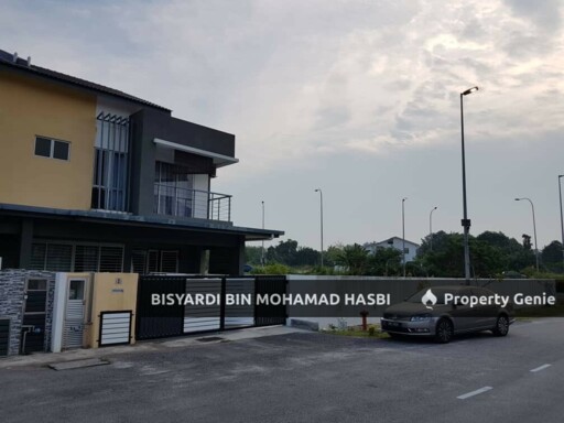 6,168 SQ.FT Corner Lot Semi Detached, Taman Delima Jaya Dengkil, Sepang.
