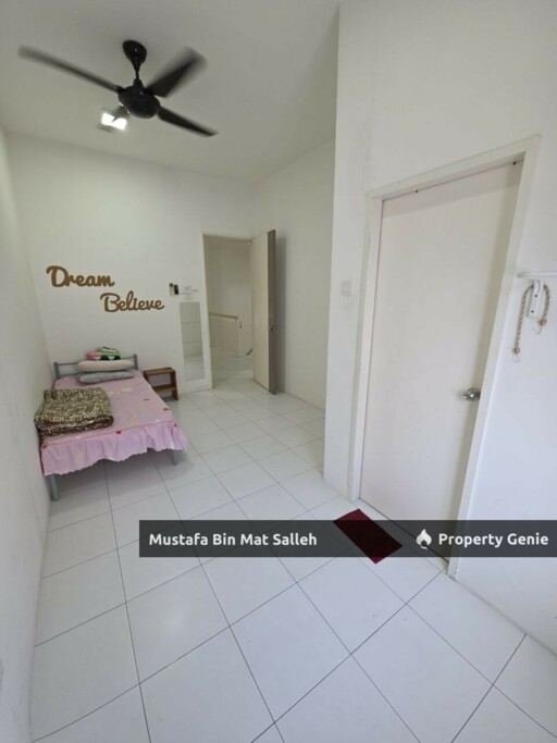 Double Storey Terrace @ Bandar Puteri Jaya, 1399 sqft Freehold