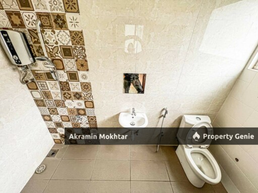 3 Storey Bungalow  Kemuning Residence ,Kota Kemuning  Shah Alam