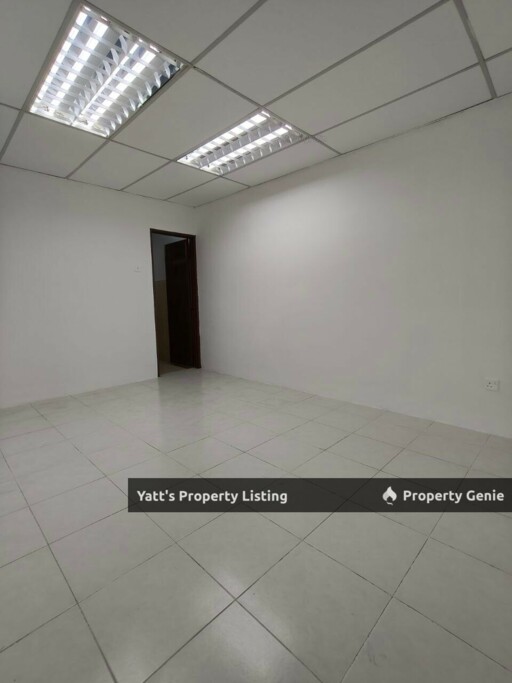 Taman Sri Putra, Johor Bahru Shop Apartment FOR SALE 📌  💰 RM235,000 🔥 Below Market Value