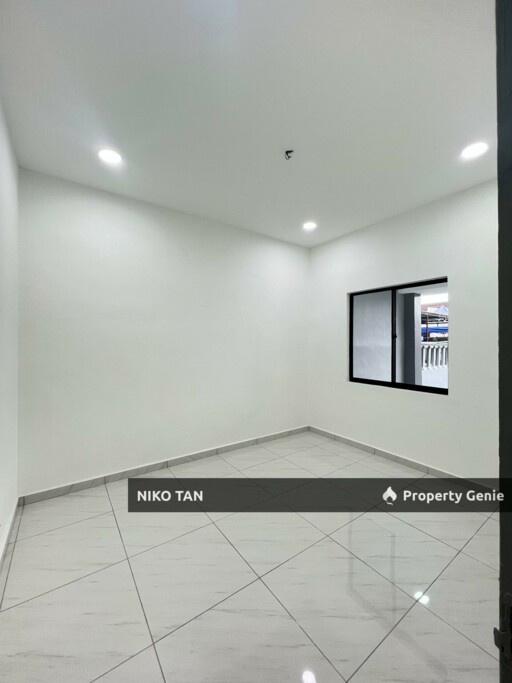 For Sale Jalan Penyiaran 26@Taman University