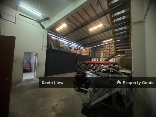 1.5 Storey Semi D Factory Plentong