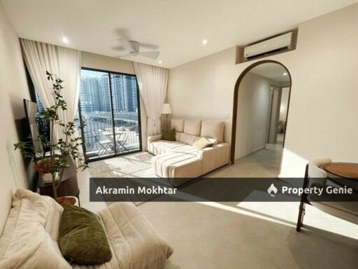 Fully Renovated, Fully Furnished & 2 Parking | Lake Haven Residence, Taman Putra Perdana, Puchong
