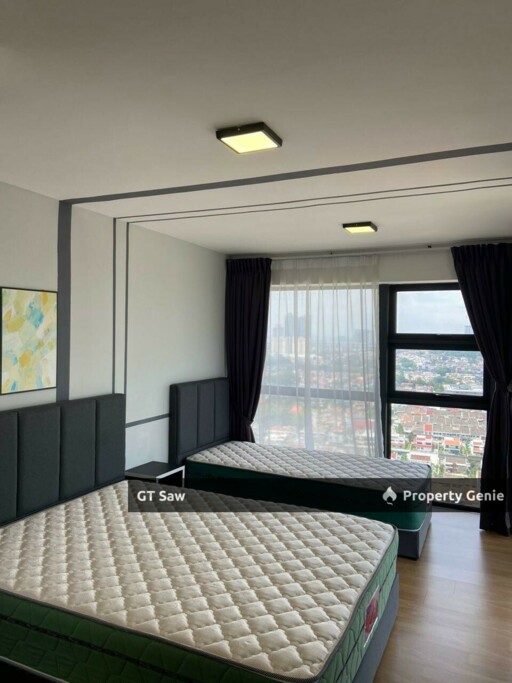 2 Bedroom Ekocheras Duplex with Full Furnished Connected Mall & MRT Station