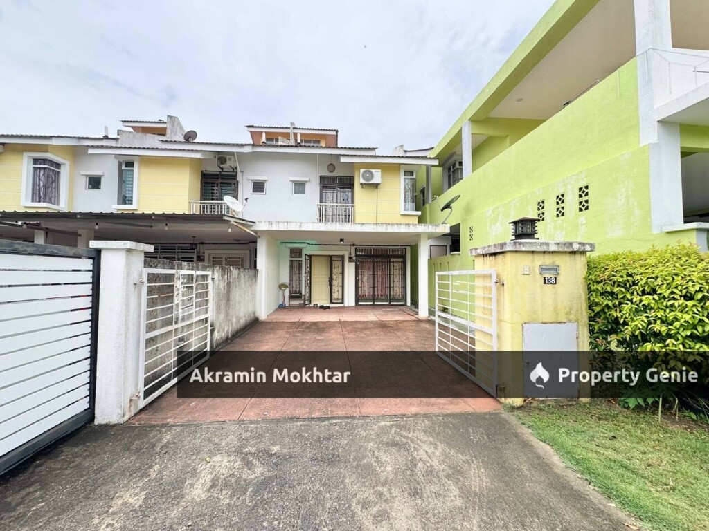 FREEHOLD & FACING OPEN | 2 Storey D'Latania, Taman Bandar Senawang, Seremban .