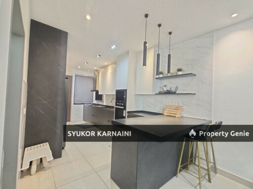 ELMINA GREEN 1 Jalan Casuarina
