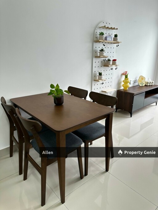 Prime Location: High-Floor, Fully Furnished 2-Bed Residensi Meldrum with Car Park