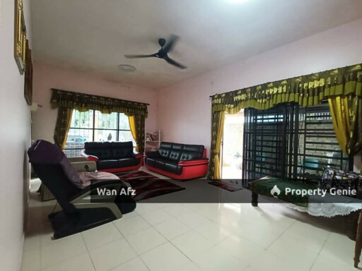 Semi-Detached Setingkat Di Pelindung Perdana