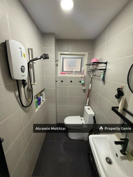 Freehold & Renovated | Sri Putra Apartment @ Jalan SP19, Taman Sri Putra, Sungai Buloh