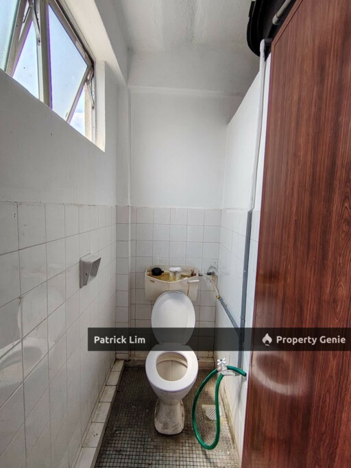 Malim Jaya 1st Floor Shop Lot For Rent