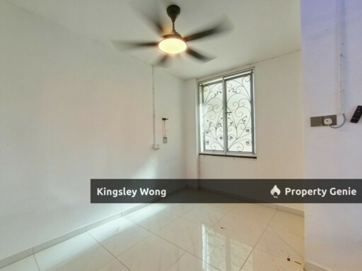 Kings Height Apartment Bandar Meru Raya High floor 4 rooms unit 2 carpark