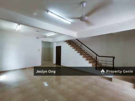 2 Storey Terrace House ( End Lot ) @ Bandar Dato Onn for Sale