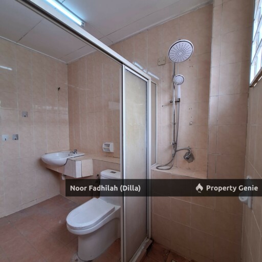 Taman Seri Rahang Renovated and Partial Furnished Booking 1K Full Loan