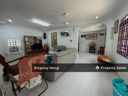 Bercham Double Storey Semi D Chinese Area  Near Lotus Bercham Tasek