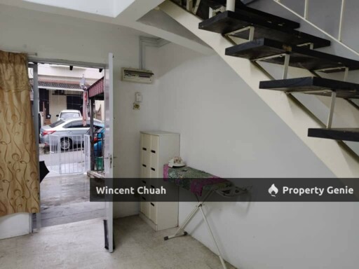 Desa Setapak 2.5 Storey Terrace , 3mins Walk to LRT Wangsa Maju